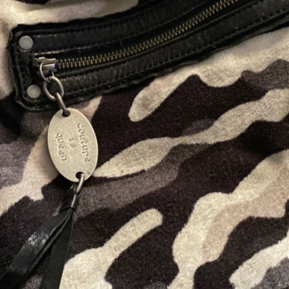 Purse - Picture 3 of 3